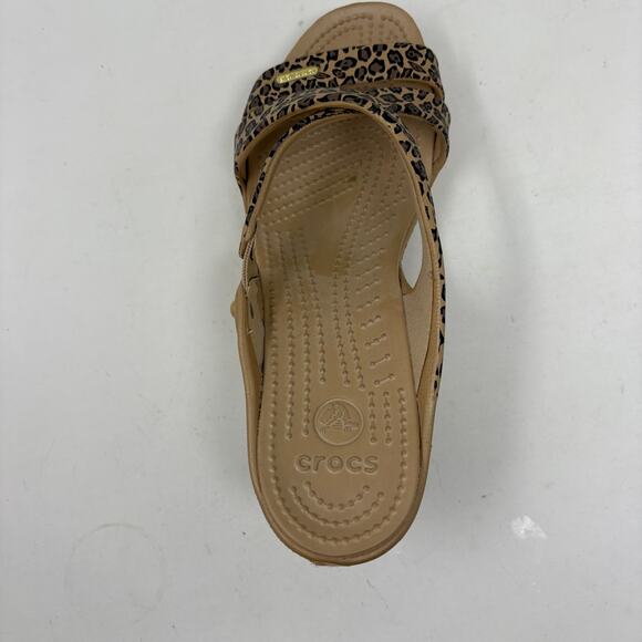 Crocs Sandals Heel Tan Animal Print SINGLE LEFT SHOE - 10 - Picture 3 of 7